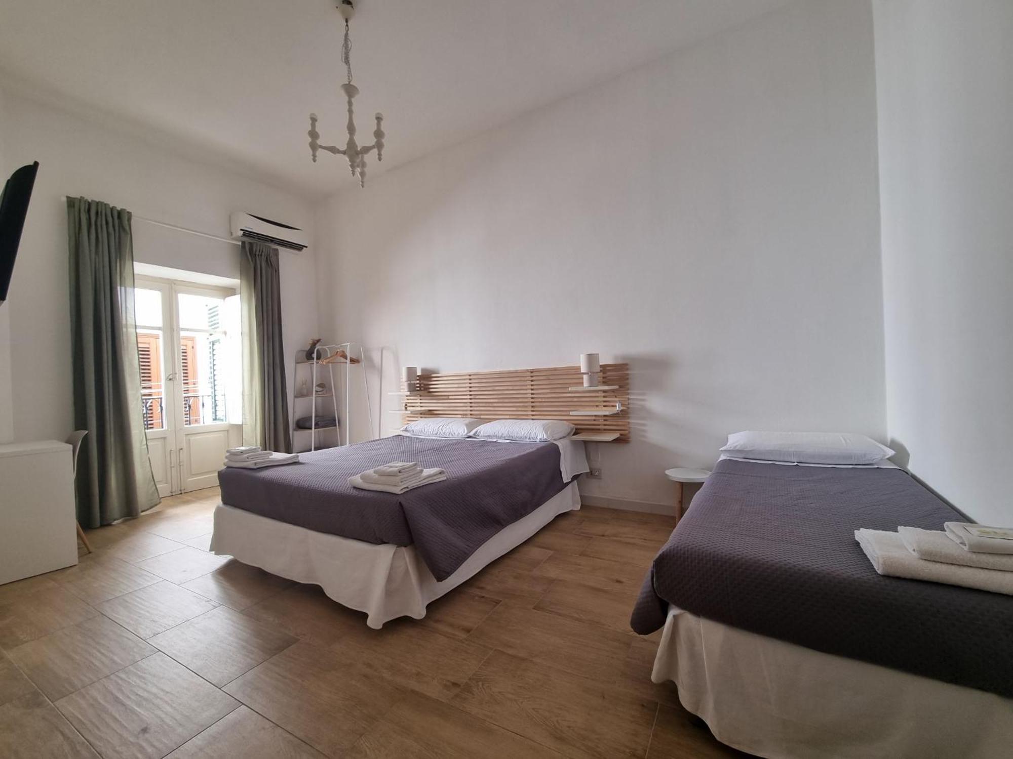 Downtown Maqueda Apartment Palermo Exterior photo